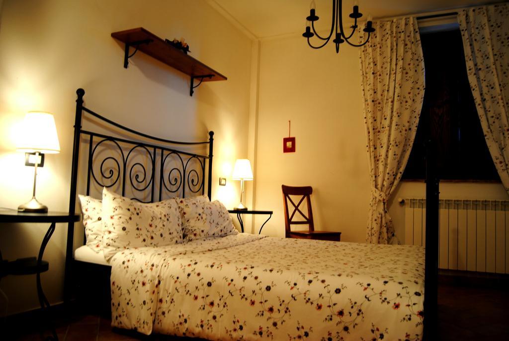 Agriturismo La Fornace Di Poggiano Montepulciano Stazione Værelse billede